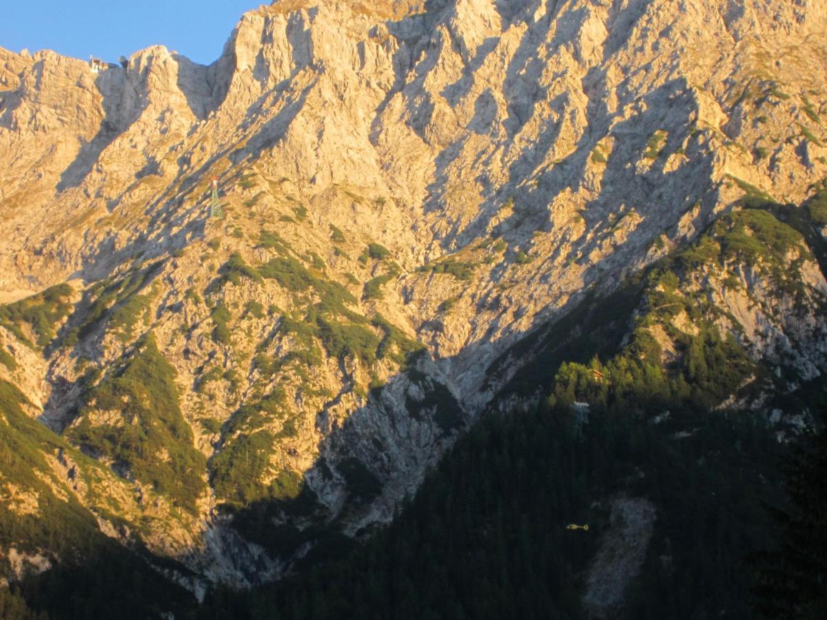 Romantische 5-Sterne- Ferienwohnungen Mittenwald Exterior foto